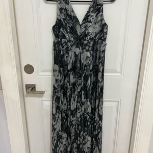 Formal long dress/gown
